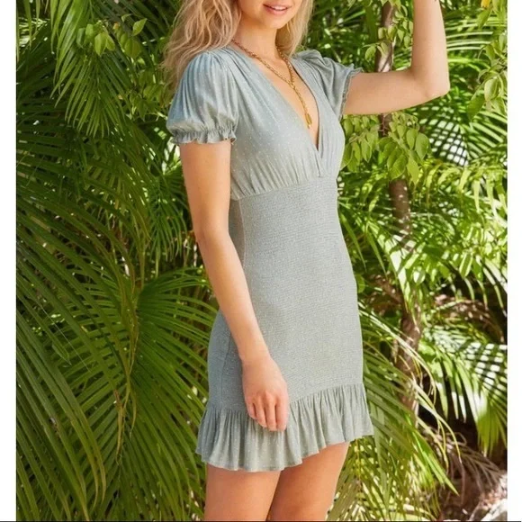 South Moon Under | Dresses | Green Mini Dress From South Moon Under |  Poshmark